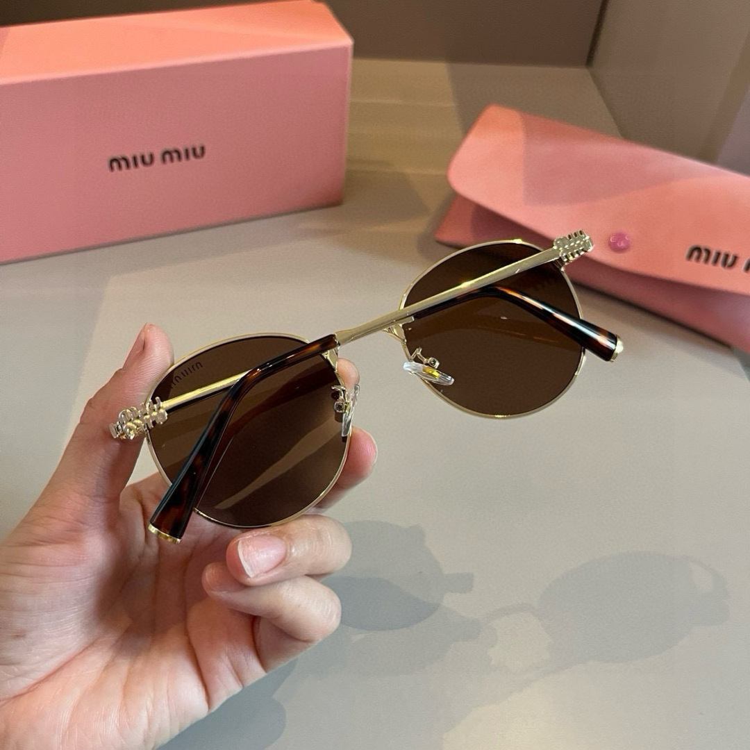Óculos Miumiu ¥ — photo 5