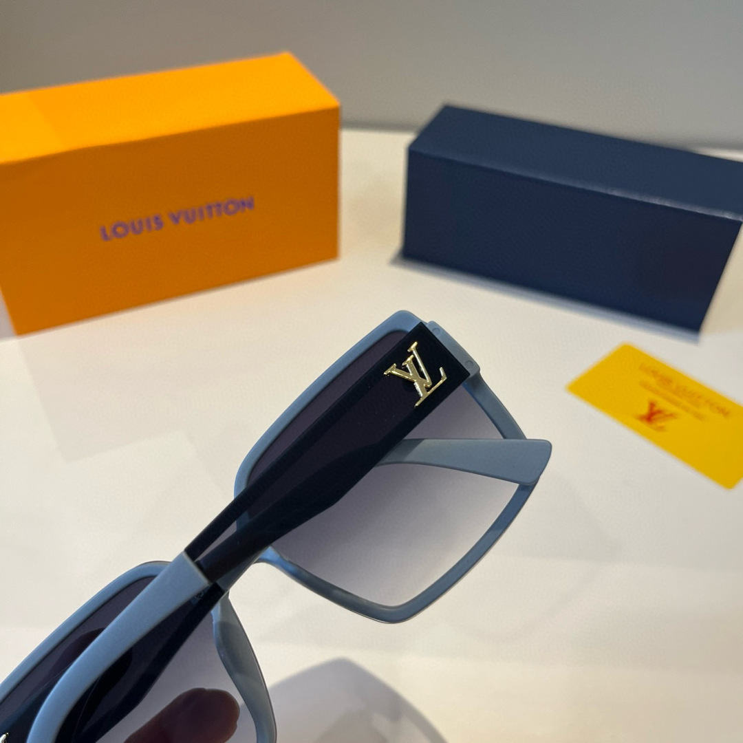 LV glasses ¥ — photo 6