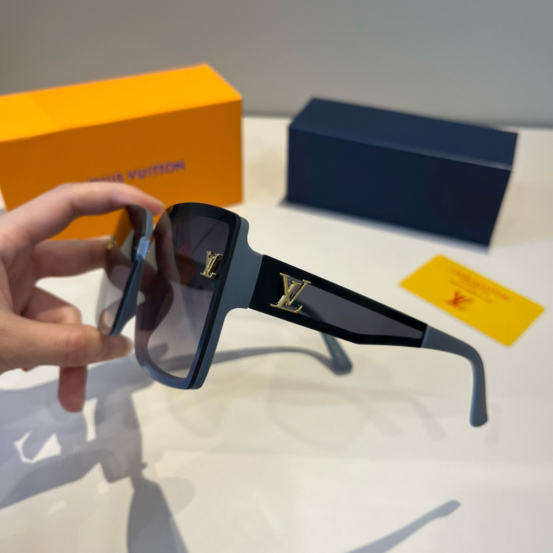 LV glasses ¥ — photo 4