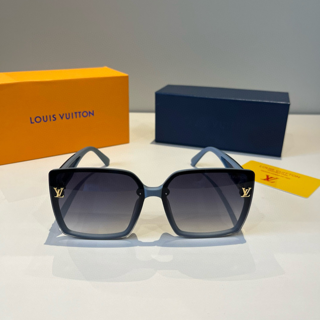 LV glasses ¥ — photo 2