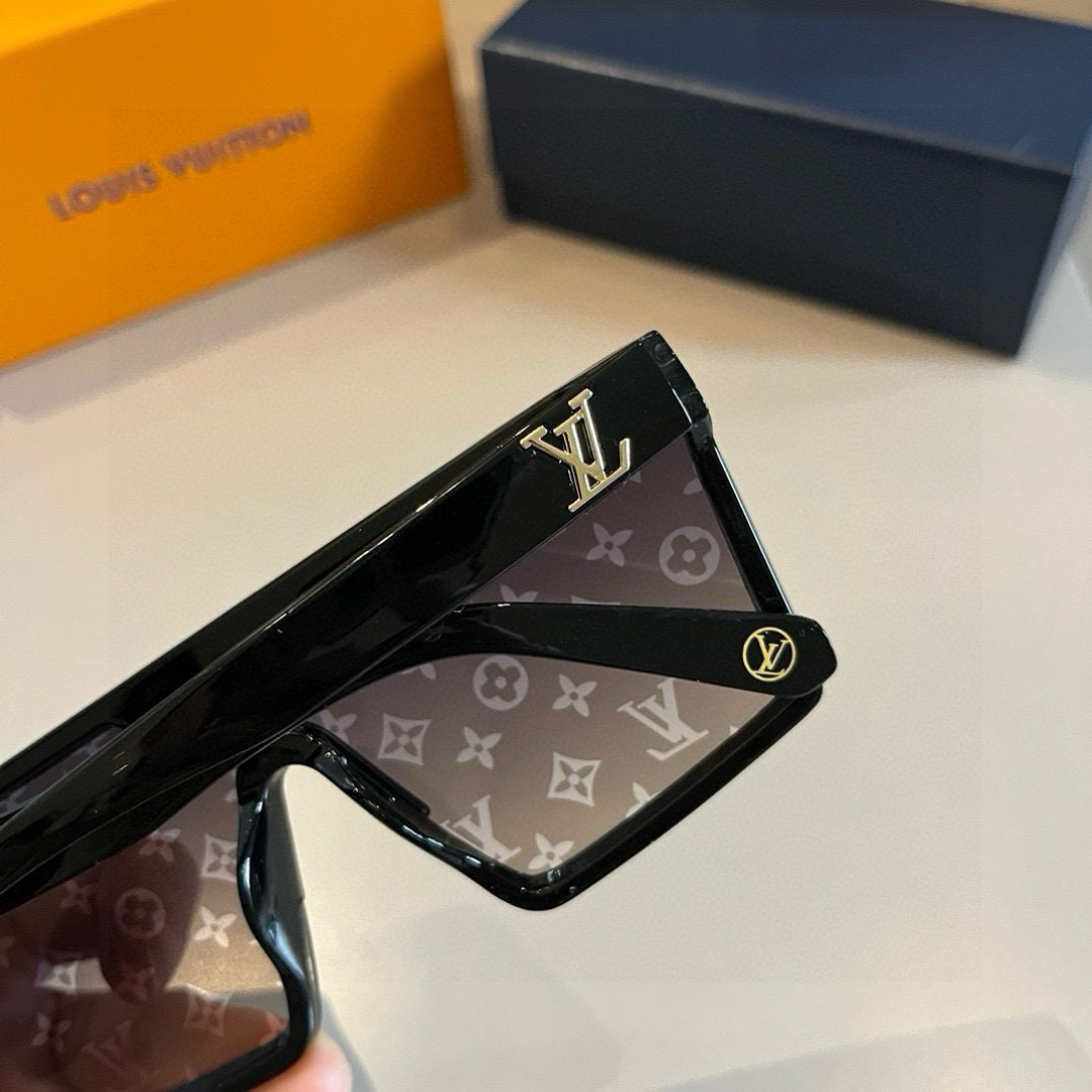 LV glasses ¥ — photo 6