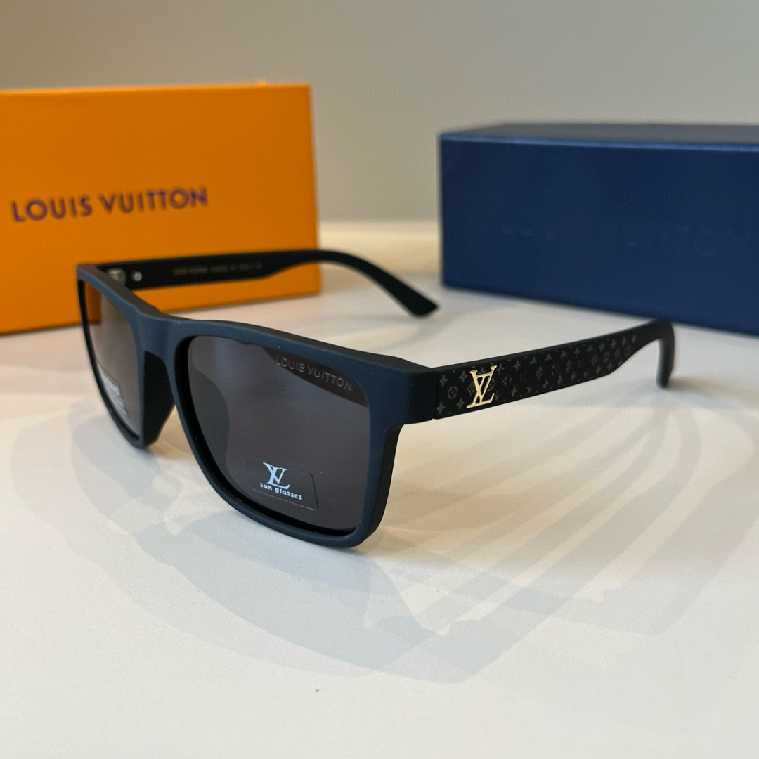 LV-bril De eerste zonnebril van LV New — photo 3