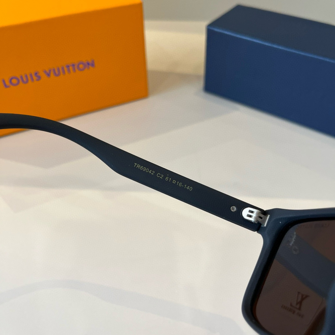 LV-bril De eerste zonnebril van LV New — photo 6