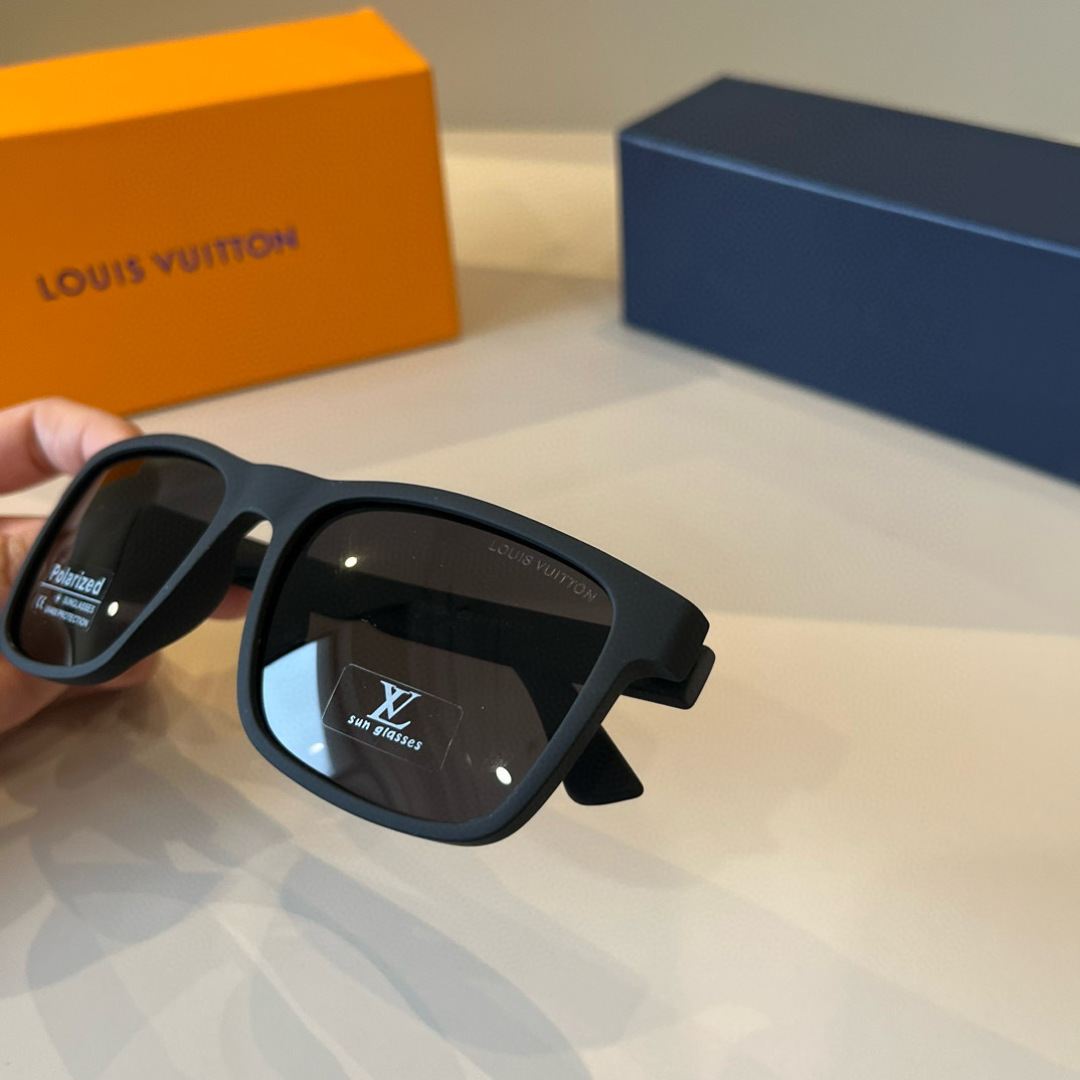 LV-bril De eerste zonnebril van LV New — photo 9