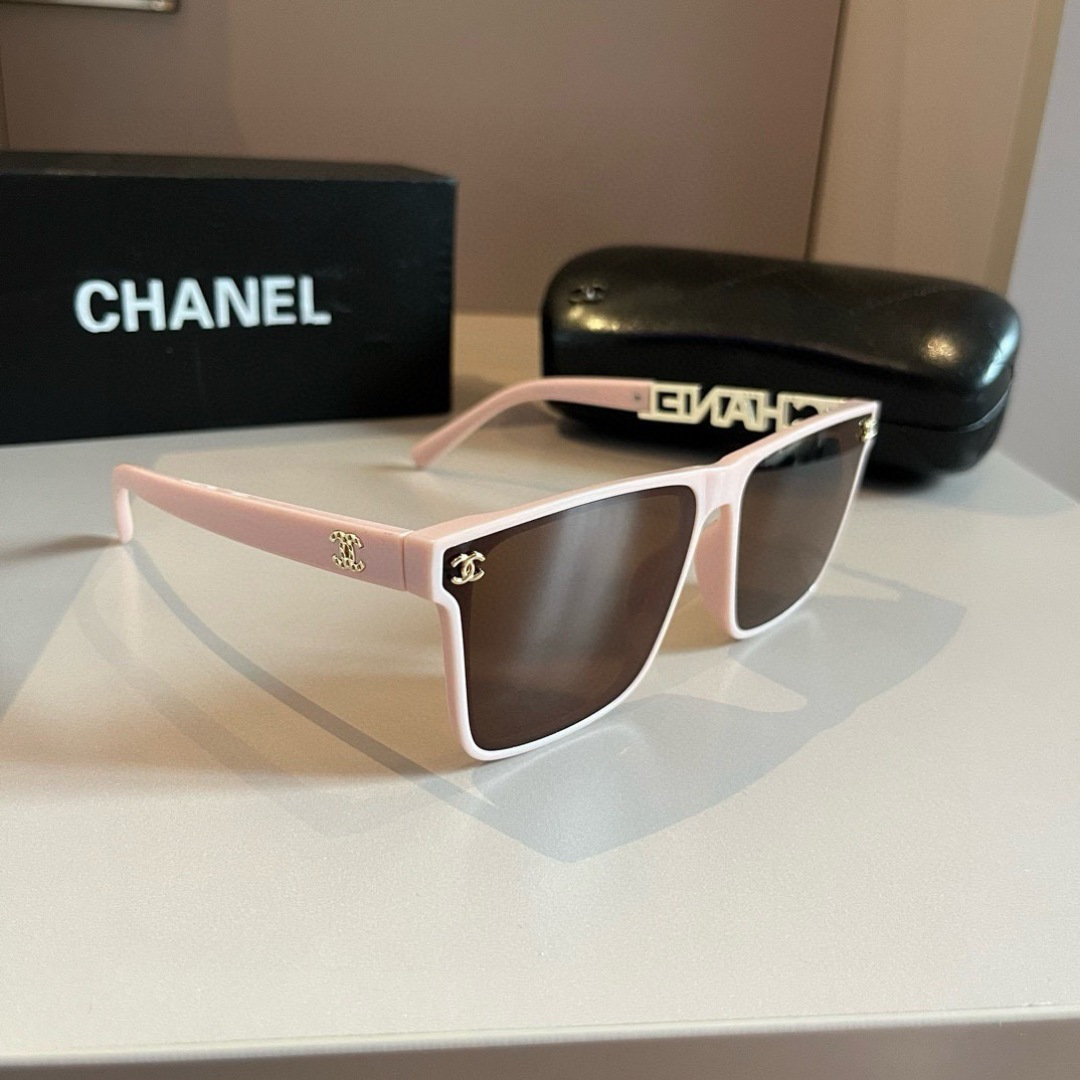 NO:579852,CHANEL's official early spring new style, many stars have the same style [color] Chanel's new large-frame sunglasses, Polaroid ultra-clear sunglasses, sunglasses, sunglasses, glasses, chanel, chanel19860909CHANEL官方早春新款,众多明星同款[色]香奈儿新款大框墨镜 ,宝丽来超清太阳镜眼镜墨镜太阳镜,眼镜,chanel,chanel,glasses