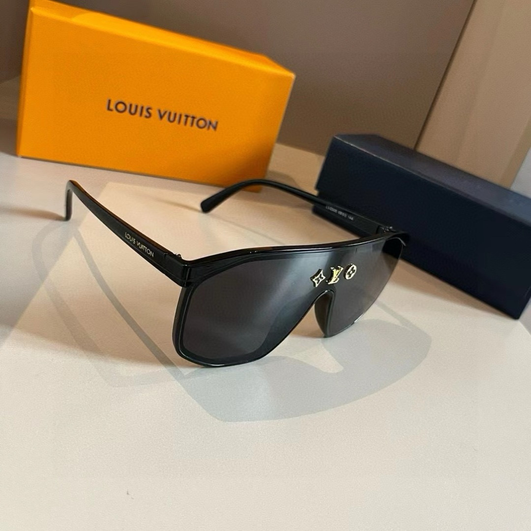 NO:579819,Batch Louis Vuitton LV sunglasses, men's sunshade polarized glasses, high-end European and American style glasses, super face-modifying glasses, sunglasses, glasses, louis vuitton, louis vuitton19860909批 路易威登LV太阳镜,遮阳男士偏光镜,高端欧美风这样镜,超级修饰脸型眼镜墨镜太阳镜,眼镜,louis vuitton,louis vuitton,glasses