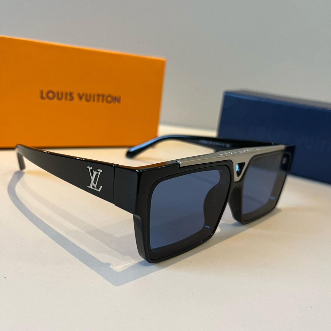 NO:574175,LV Louis Vuitton sunglasses LOUIS VUITTON MODEL: Z1502W SIZE: 61013-140 So pretty! The upper part of the face is very revealing. Sisters, you can experience it for yourself. I have exhausted my words. Glasses, sunglasses, sunglasses, glasses, louis vuitton, louis vuitton, louis vuitton19860909LV 路易威登太阳镜LOUIS VUITTON MODEL: Z1502W SIZE: 61013-140 太好看了吧！上脸超显脸小 姐妹们自己体会吧,已经词尽了靈眼镜墨镜太阳镜,眼镜,louis vuitton,louis vuitton,louis vuitton,glasses