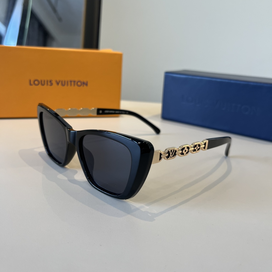 LV glasses LVLouis Vuitton ， ， — photo 3