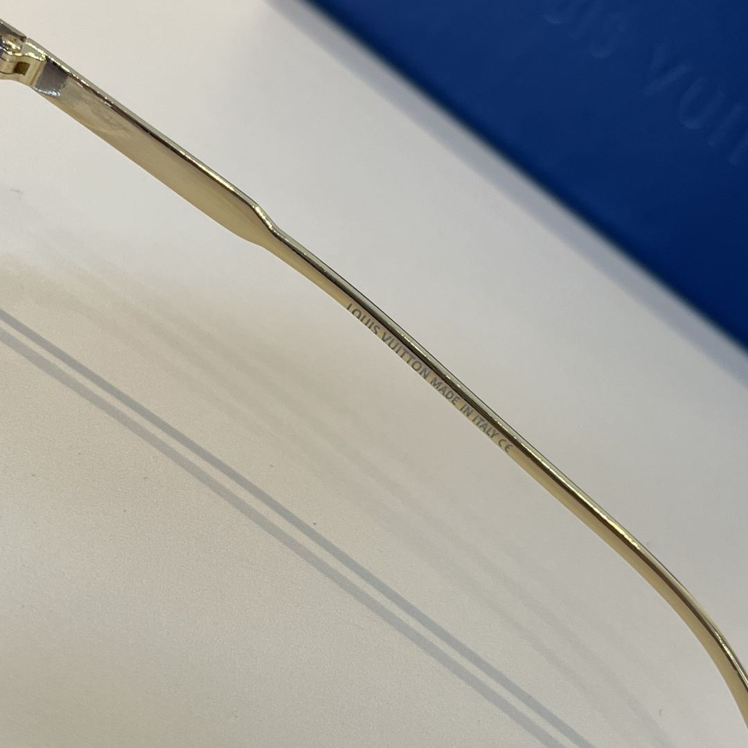LV glasses ¥ — photo 4
