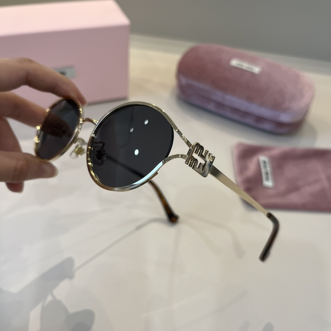 Óculos Miumiu ¥ — photo 4