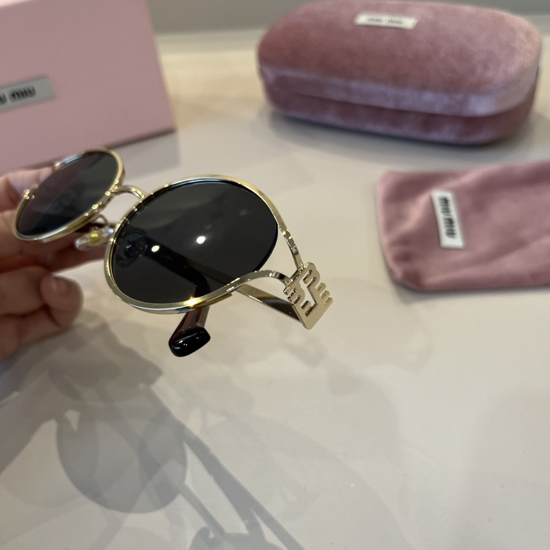 Óculos Miumiu ¥ — photo 6