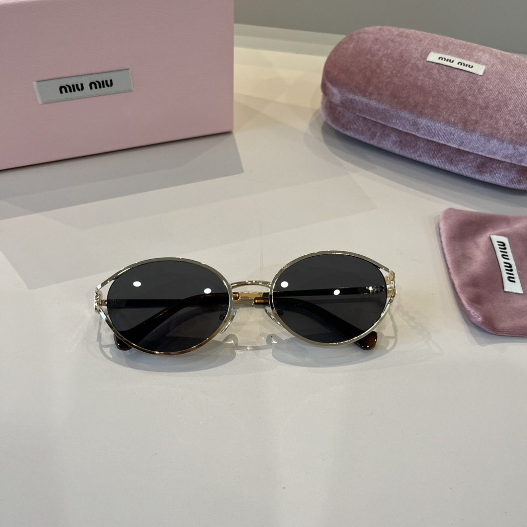 Óculos Miumiu ¥ — photo 8