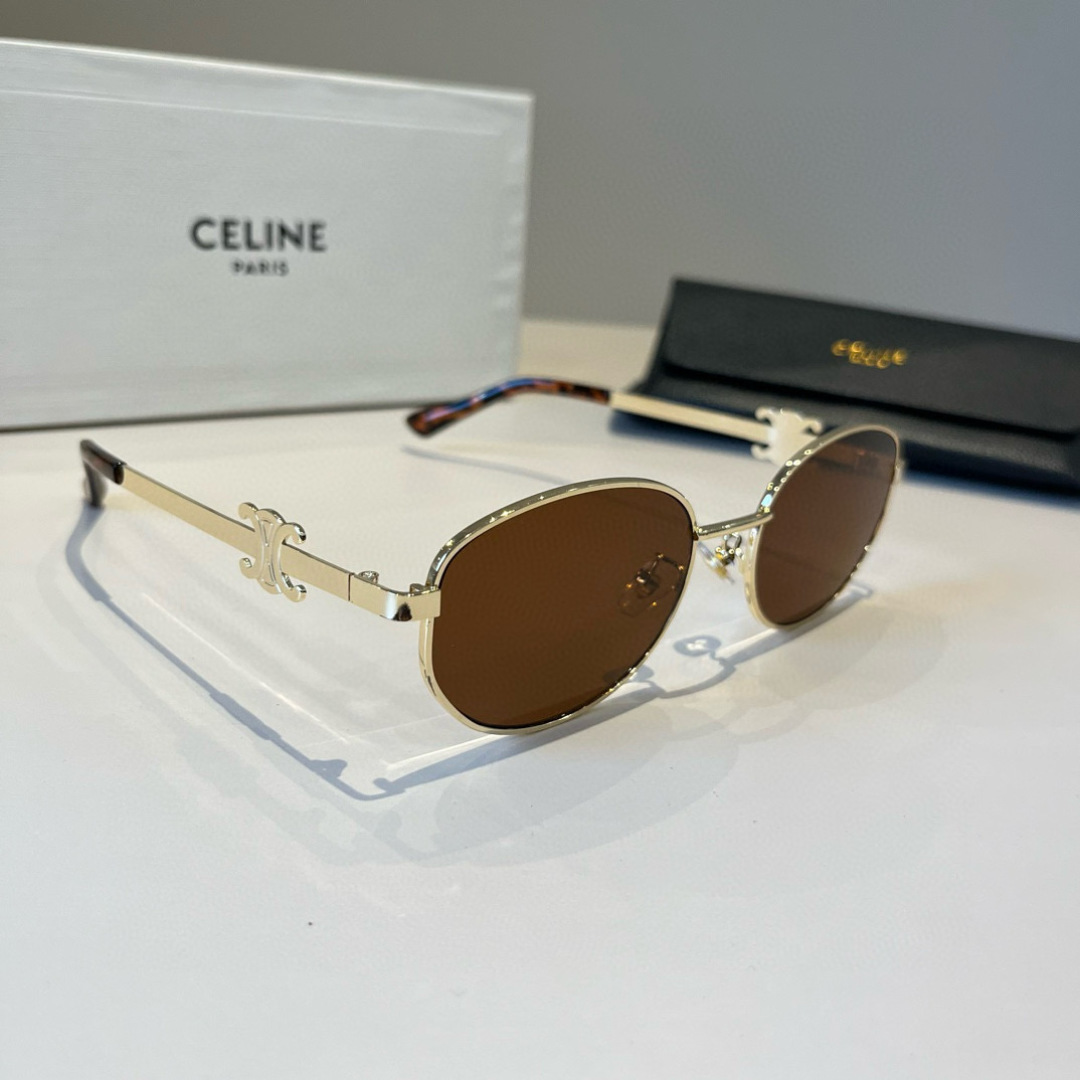 NO:766436,There is really no need to worry about CELINE Arc de Triomphe sunglasses! Just go for it! LISA, the same style for all major celebrities. Celine Arc de Triomphe does not need to be entangled. It can be worn directly on round faces and square faces. It is highly superior and fashionable. It is a must-have narrow single-lens sunglasses, sunglasses, glasses, celine19860909CELINE凯旋门墨镜真不需要纠结!冲就对了! LISA,各大明星达人同款 celine凯旋门不用纠结,直接冲圆脸方脸佩戴优越度高时髦精必入窄款单眼镜墨镜太阳镜,眼镜,celine,glasses