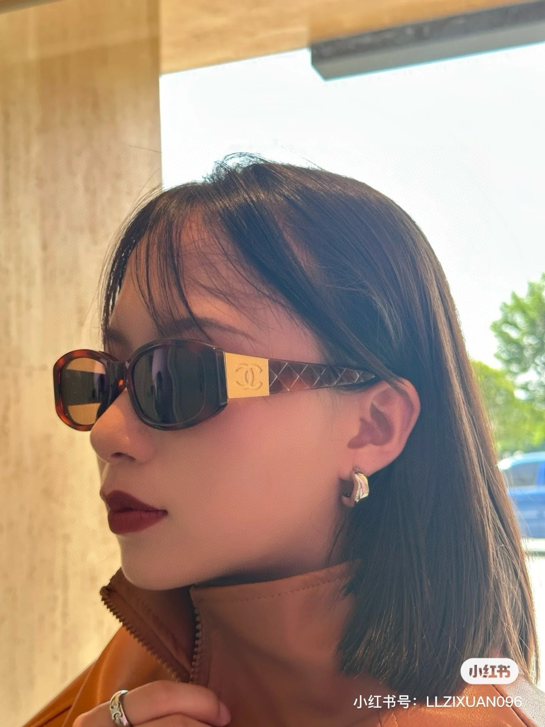 NO:824446,Chanel used gold logo sunglasses Vintage Chanel Chanel used sunglasses gold double Clogo sunglasses Classic style of Chanel used sunglasses. Glasses, sunglasses, sunglasses, glasses, chanel, chanel, chanel19860909Chanel中古金色logo墨镜 Vintage Chanel香奈儿中古墨镜金色双Clogo太阳眼镜 香家中古墨镜的经典款.眼镜墨镜太阳镜,眼镜,chanel,chanel,chanel,glasses
