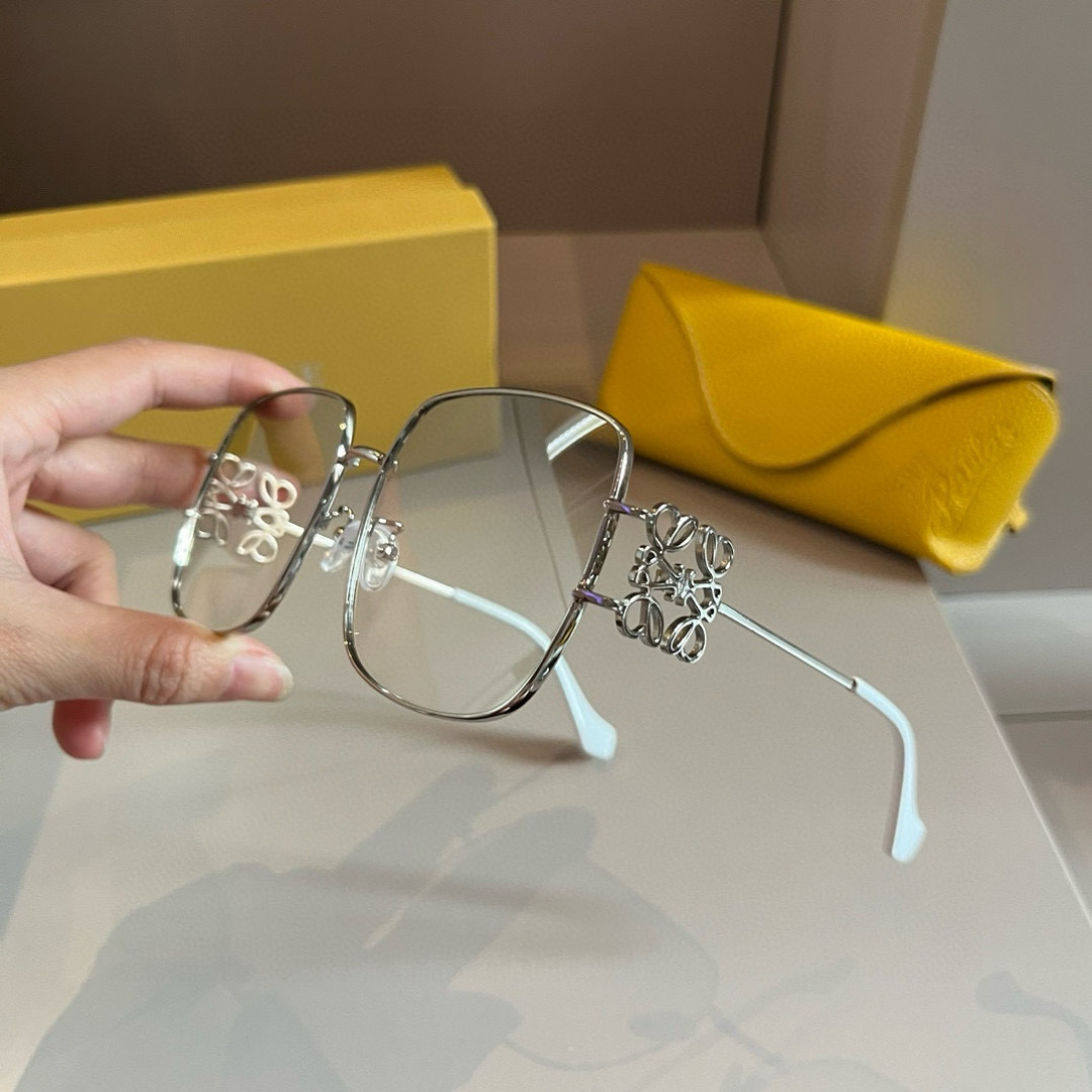 Loewe glasses ¥ — photo 3