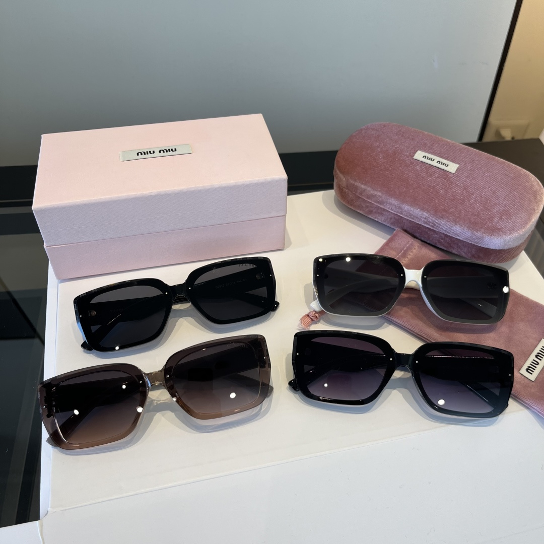 Miumiu glasses ¥ — photo 11
