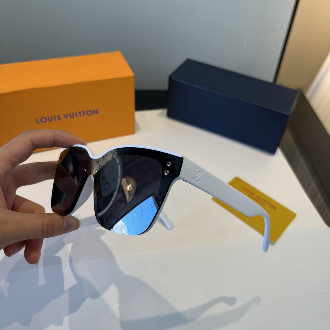 LV glasses ¥ — photo 4