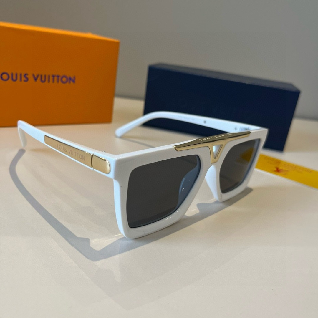 NO:884748,Lv Louis Vuitton men's new sunglasses, presbyopic Ringer temples, essential for traveling and driving, glasses, sunglasses, sunglasses, louis vuitton, louis vuitton19860909Lv路易威登男士新款太阳墨镜,老花陵格镜腿,出游开车必备 眼镜墨镜太阳镜,眼镜,louis vuitton,louis vuitton,glasses