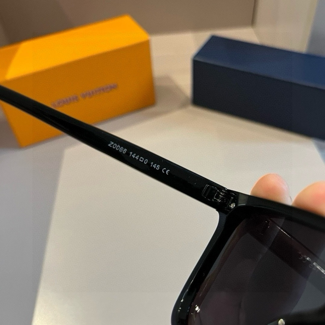 LV-Brille ¥ — photo 8