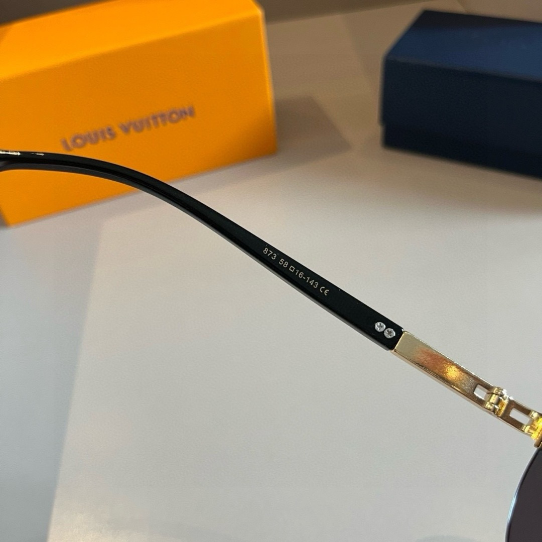 LV glasses ¥ — photo 7