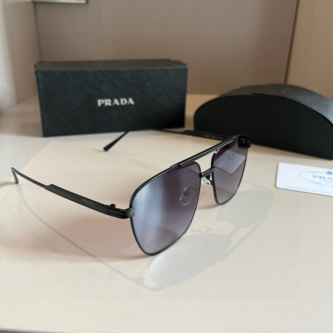 prada glasses ¥