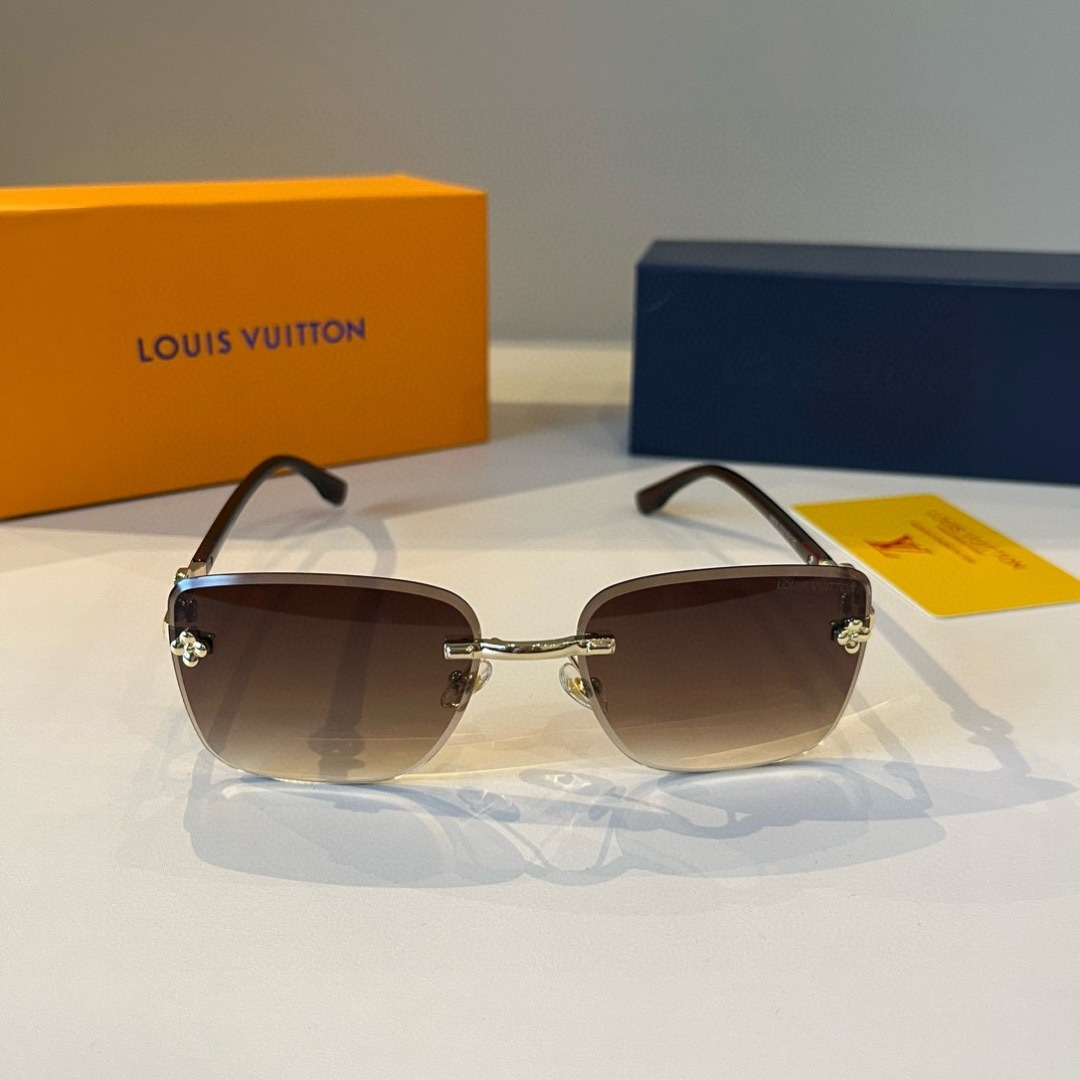 LV glasses ¥ — photo 2
