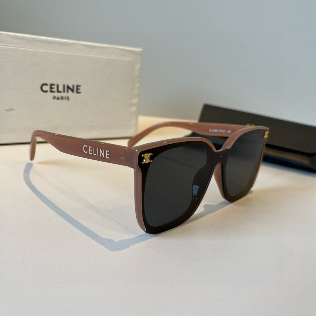 NO:766425,Batch Celine's 2025 new sunglasses Every summer, sunglasses will become a must-have accessory. In addition to protecting us from UV rays, they also play a role in 'beautifying'!  glasses, sunglasses, sunglasses, glasses, celine, celine19860909批 Celine赛琳2025新款太阳镜 每到夏天,墨镜都会成为必备的饰品, 除了让我们紫外线的伤害,更多的是起到“修容”的作用！眼镜墨镜太阳镜,眼镜,celine,celine,glasses