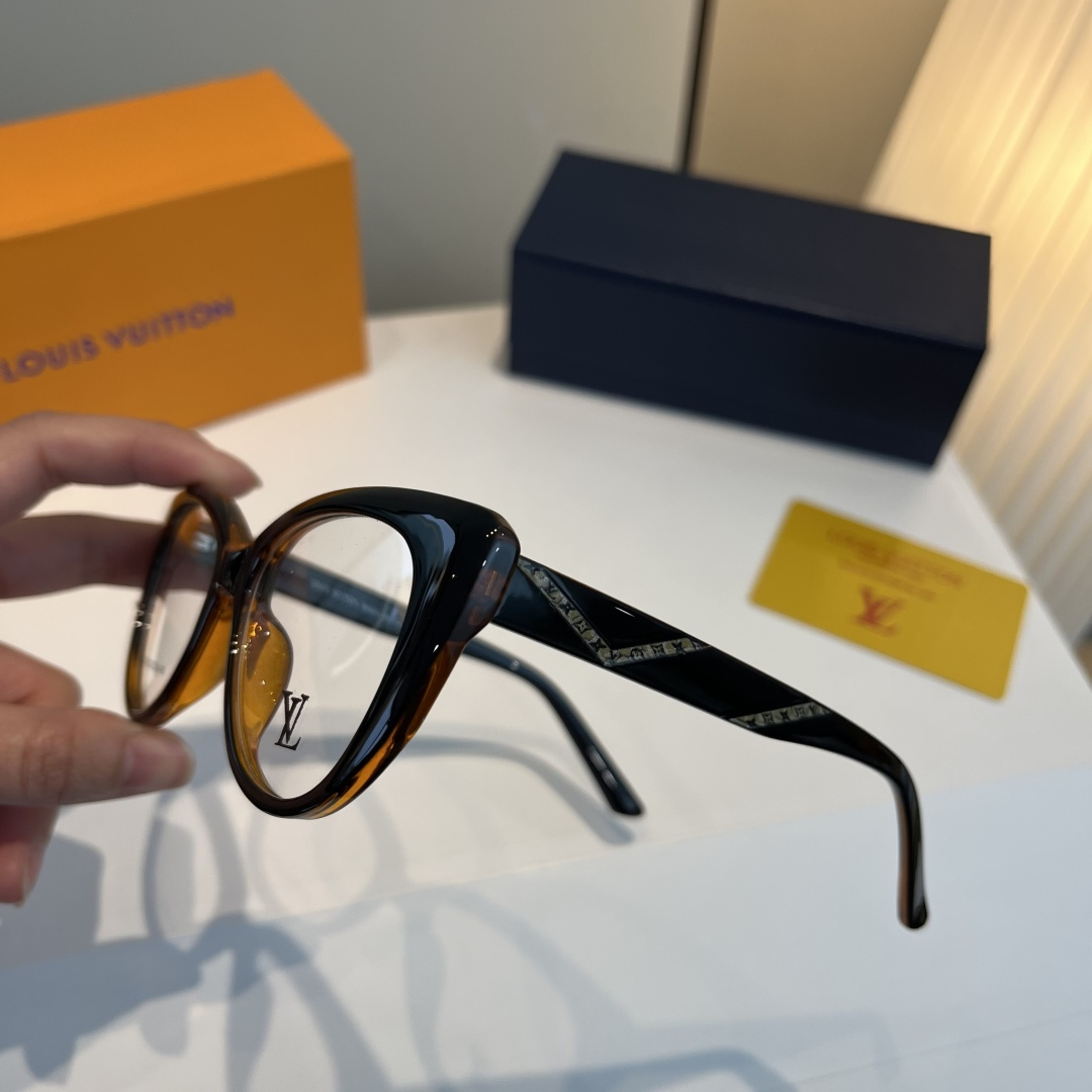 LV glasses ¥ — photo 4