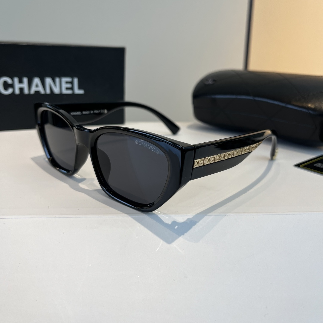 chanel glasses ¥ — photo 3