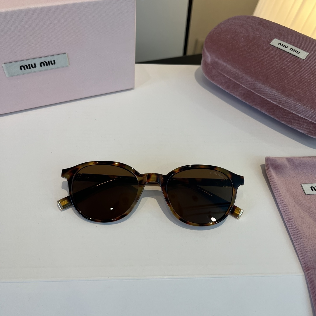 Miumiu glasögon ¥ — photo 5