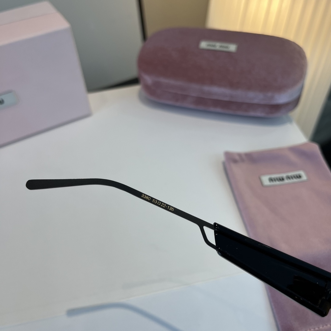 Miumiu-glazen ¥ — photo 10