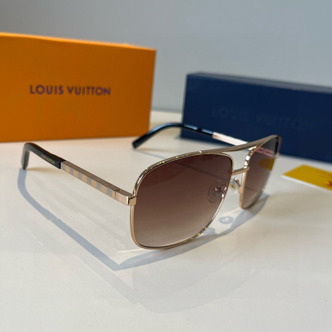 NO:766374,LV Louis Vuitton's new one-piece driving glasses and sunglasses, you must have the same style with many celebrities when traveling. Sunglasses for men and women, flight glasses, sunglasses, sunglasses, glasses, louis vuitton, louis vuitton19860909LV路易威登新款连体驶驾镜墨镜出行必众备多明星同款 太阳镜 男女太士阳镜飞行眼镜墨镜太阳镜,眼镜,louis vuitton,louis vuitton,glasses