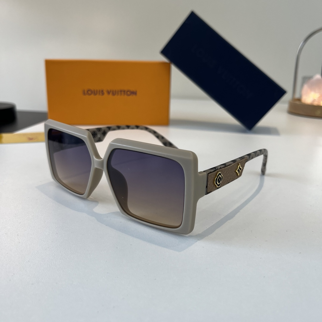 Louis Vuitton - Sunglasses