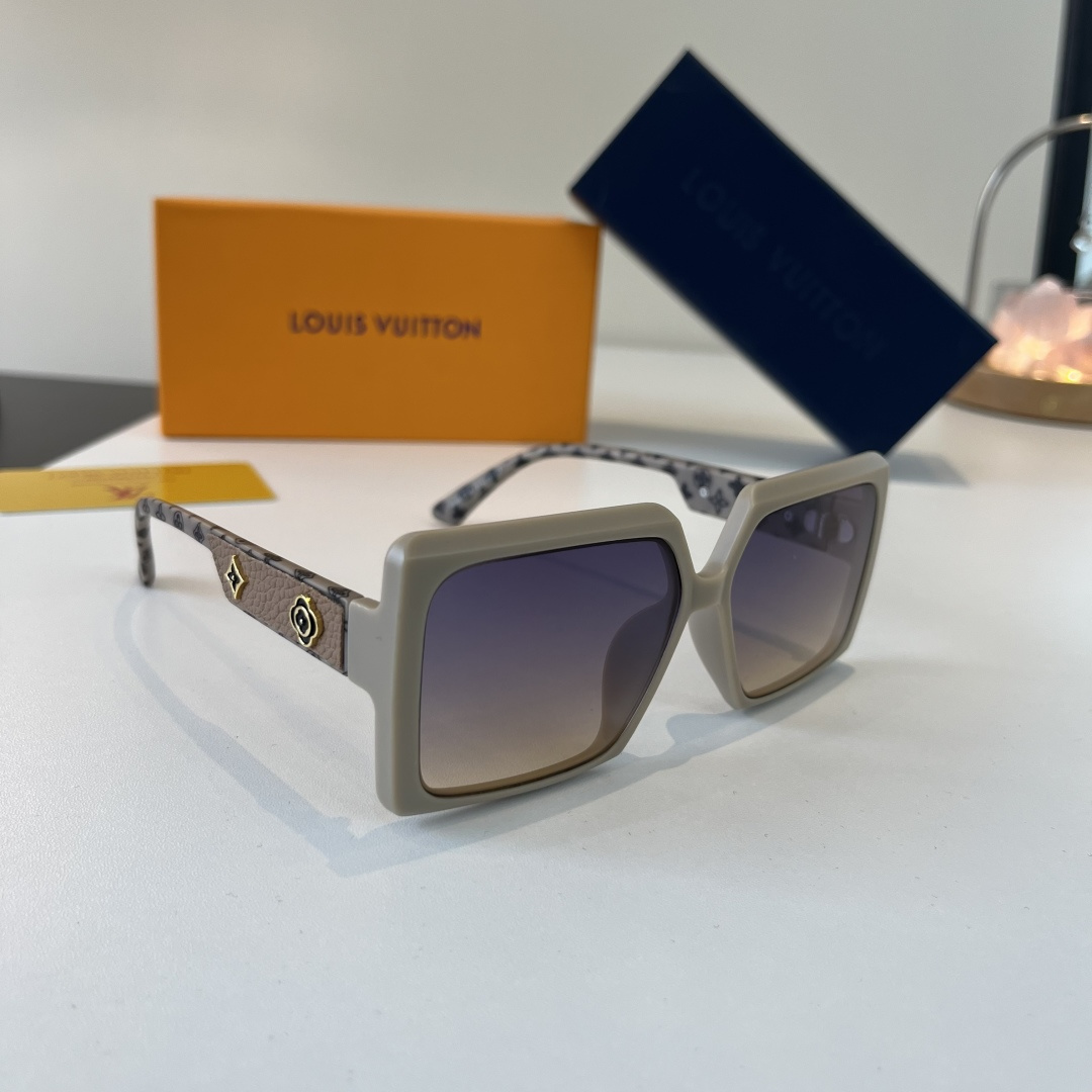 Louis Vuitton - Sunglasses
