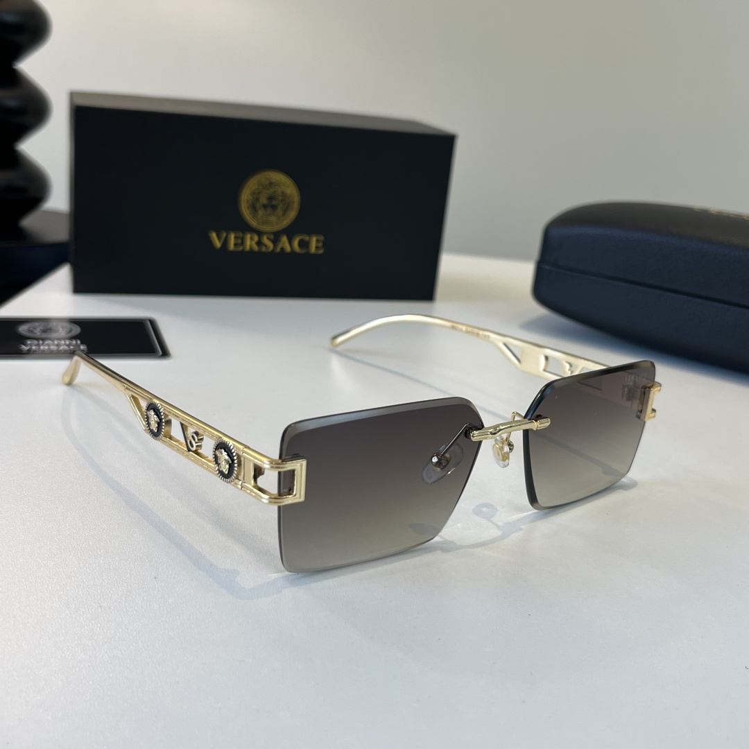 NO:896749,Batch VERSACE Versace European and American style fashion sunglasses, men's glasses, men's sun visors, good partner glasses to modify your face shape, sunglasses, sunglasses, glasses, versace,versace19860909批 VERSACE范思哲欧美风时尚太阳镜,男士眼镜,男款遮阳镜、修饰脸型的好搭档眼镜墨镜太阳镜,眼镜,versace,versace,glasses