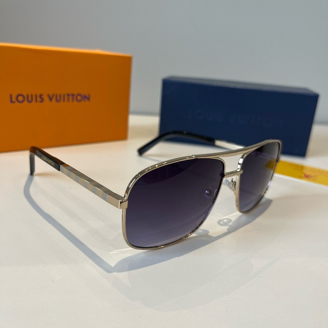 NO:826745,LV Louis Vuitton's new one-piece driving glasses and sunglasses, you must have the same style with many celebrities when traveling. Sunglasses for men and women, flight glasses, sunglasses, sunglasses, glasses, louis vuitton, louis vuitton19860909LV路易威登新款连体驶驾镜墨镜出行必众备多明星同款 太阳镜 男女太士阳镜飞行眼镜墨镜太阳镜,眼镜,louis vuitton,louis vuitton,glasses