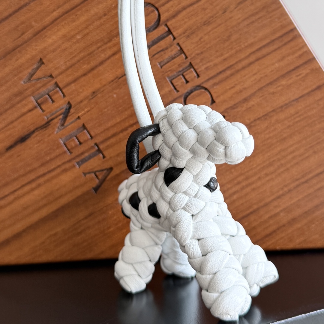 Bottega Veneta Leather Woven Puppy Charm,Cute Dog Bag Charm and Key Chain 2 cmp i1744018399274 3304 0 1