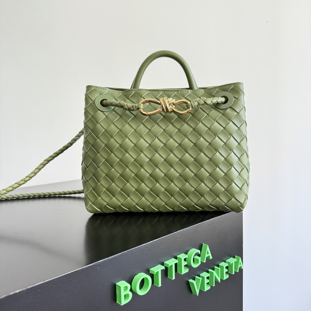 BV的新款Andiamo出货啦‼️真的实火Bottega Veneta 本季推出的新款Andiamo编