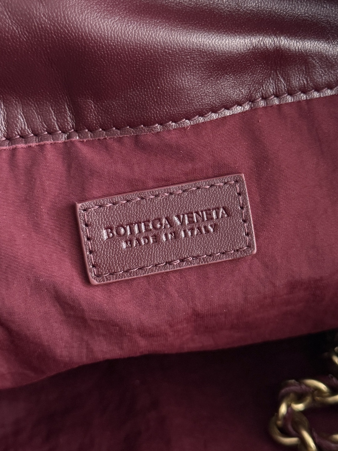 BOTTEGA VENETA 2025新品女士Dustbag Notte手拿包 一经上市就很受欢迎的D