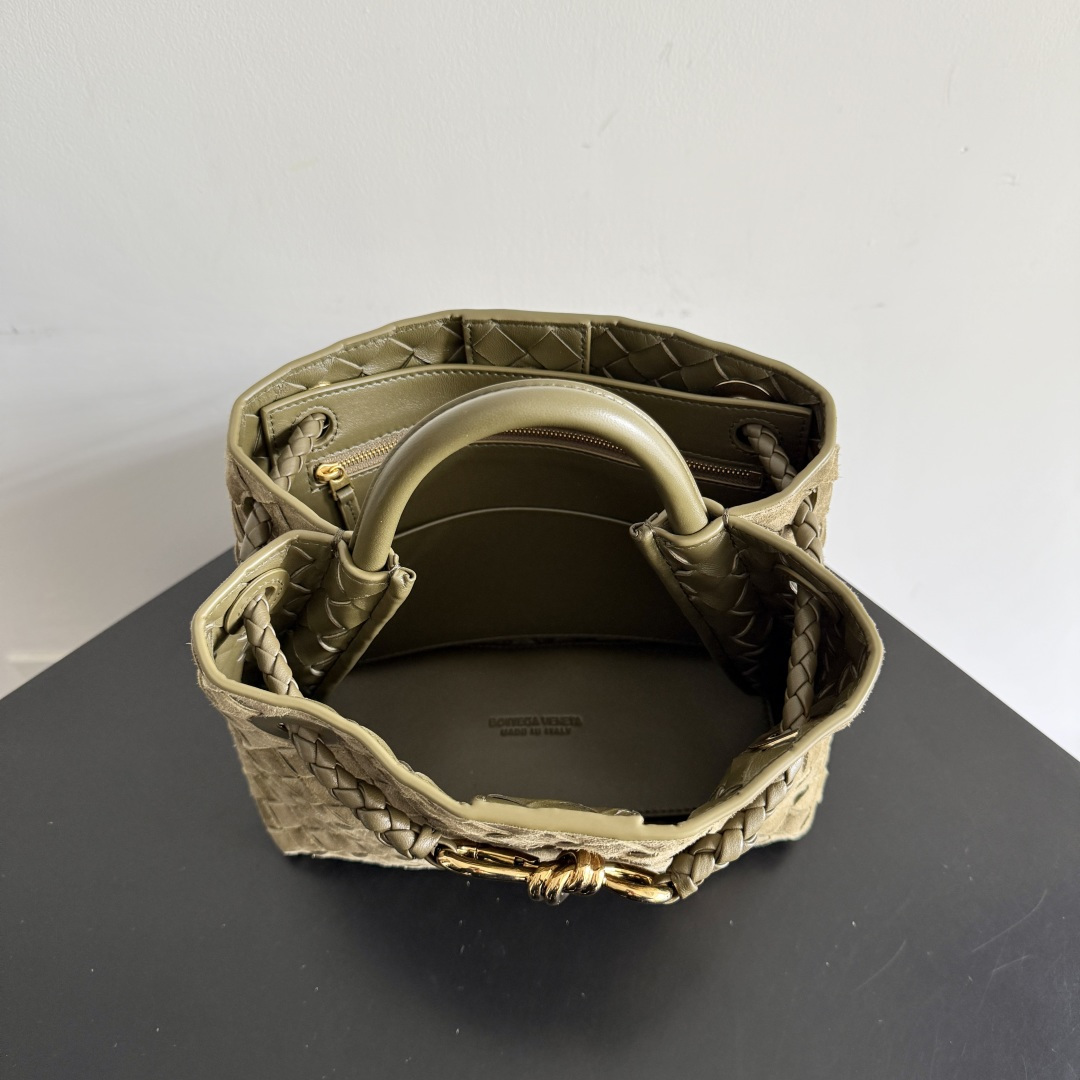 BV的2023新款Andiamo出货啦‼️真的实火🔥Bottega Veneta 本季推出的新款Andi