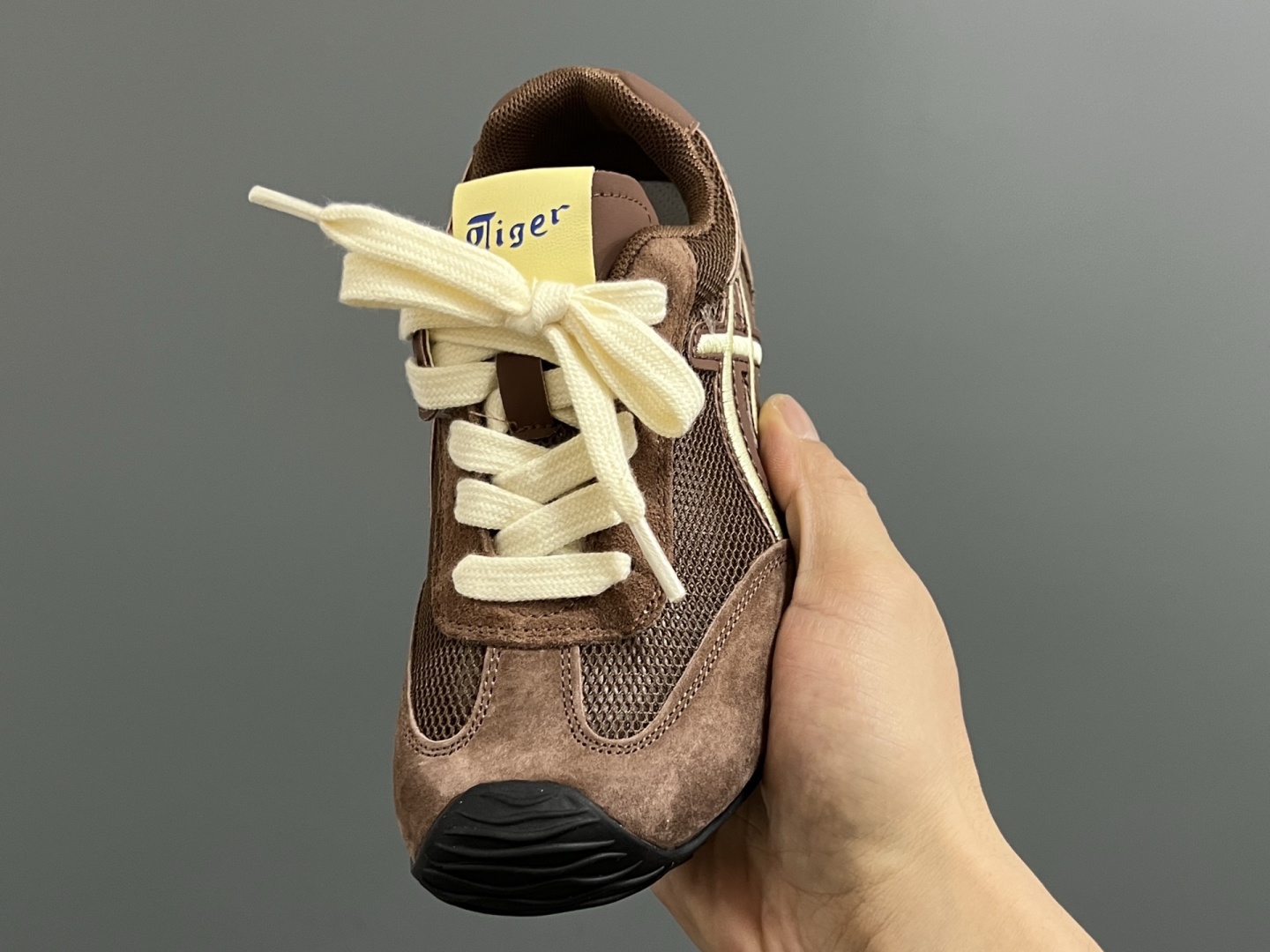 图片[9]-YSS新款网面联名魔术贴儿童运动鞋 尺码：26-37码 透气性网面拼接☁️ 魔术贴设计，穿脱方便✌🏻 橡胶耐磨防滑大底，脚感不言而喻✔️-选品中心