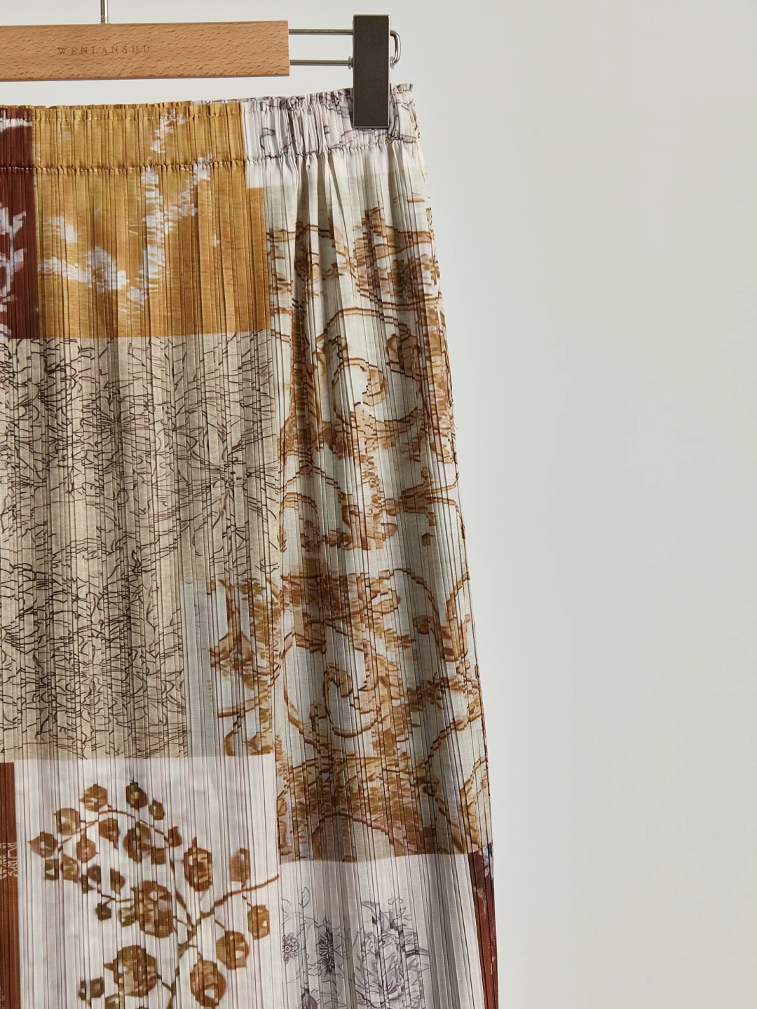 Unique High-End Women’s Clothes: Art-Inspired, Vibrant Colors, Creative Designs - 图片 6