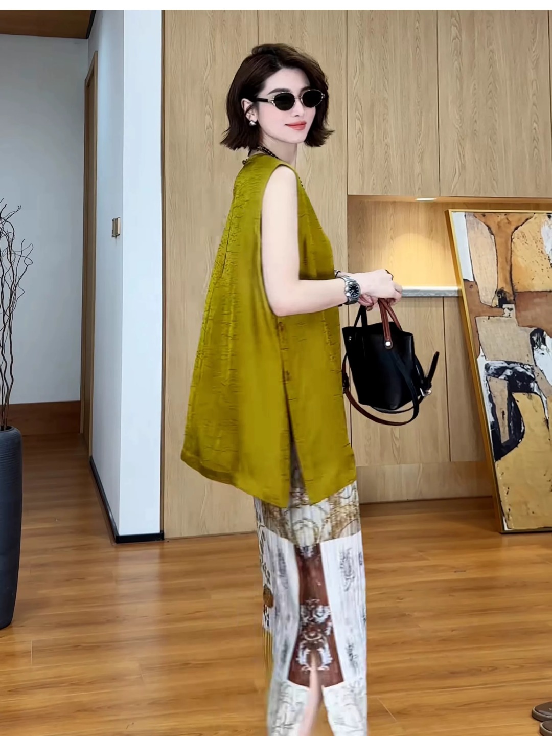 Unique High-End Women’s Clothes: Art-Inspired, Vibrant Colors, Creative Designs - 图片 2