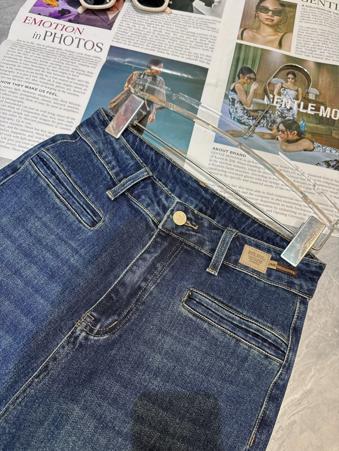 “High-End Quality Women’s Heavy-Pound Jeans: Classic, Retro, High-Waist Style for Long Legs” - 图片 7