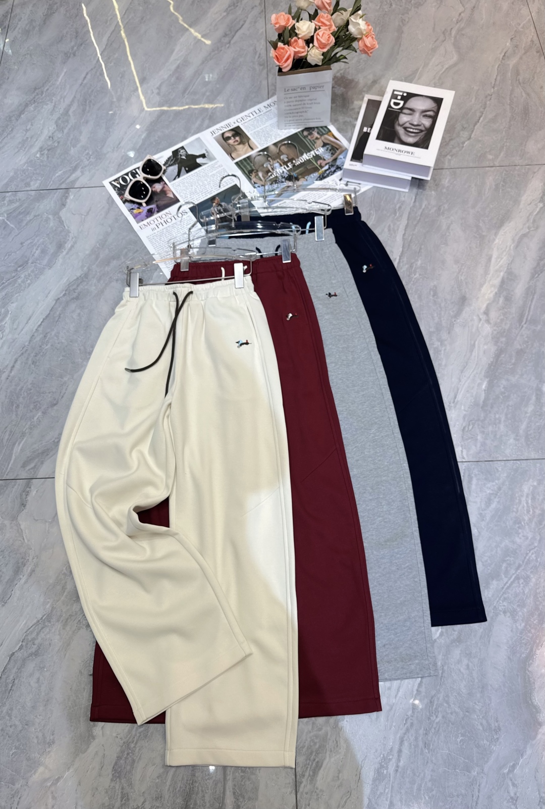 “High-Quality Women’s Clothes with Tube Battery Embroidery, Bright Colors, Loose Fit, and Unique Details” - 图片 6
