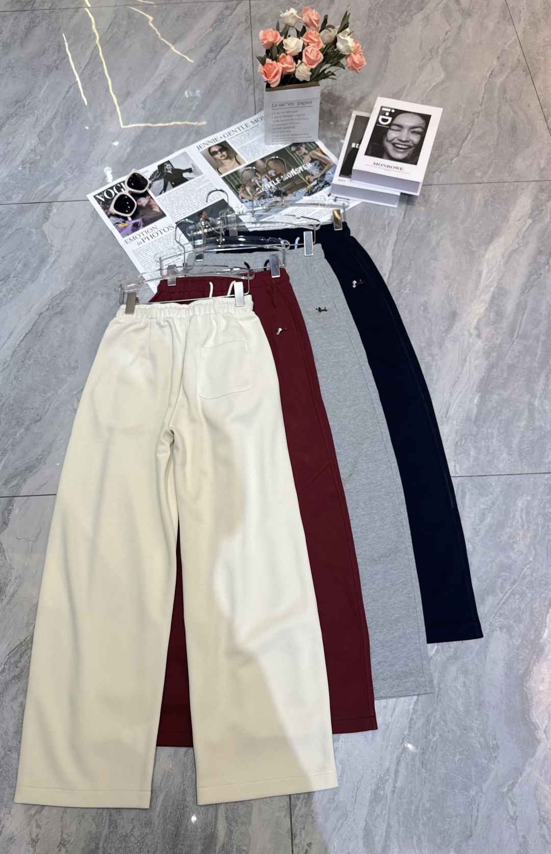 “High-Quality Women’s Clothes with Tube Battery Embroidery, Bright Colors, Loose Fit, and Unique Details” - 图片 8