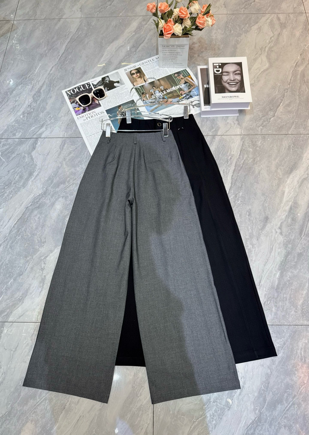 “High-Quality Women’s Suit Packaged with MM6 Blasts: Sense and Sweetness” - 图片 9