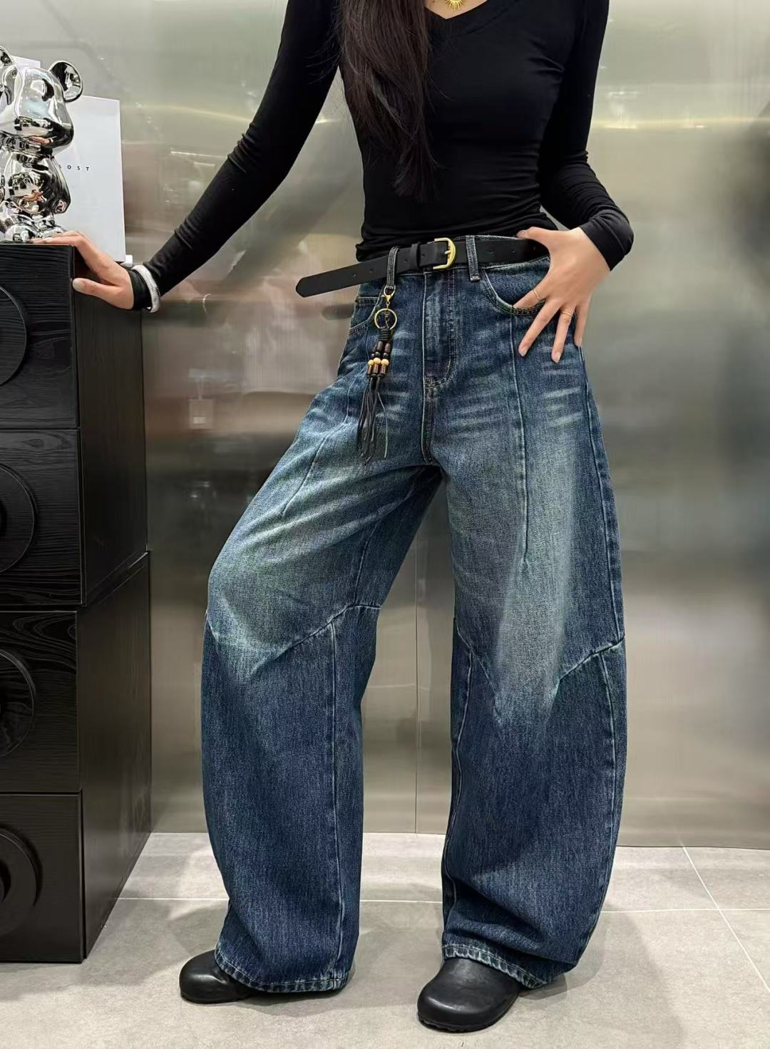 “YSL-Explosive Machete Jeans: High-Quality Women’s Suit with Unique Machete Contours and Water-Washing Effect” - 图片 4
