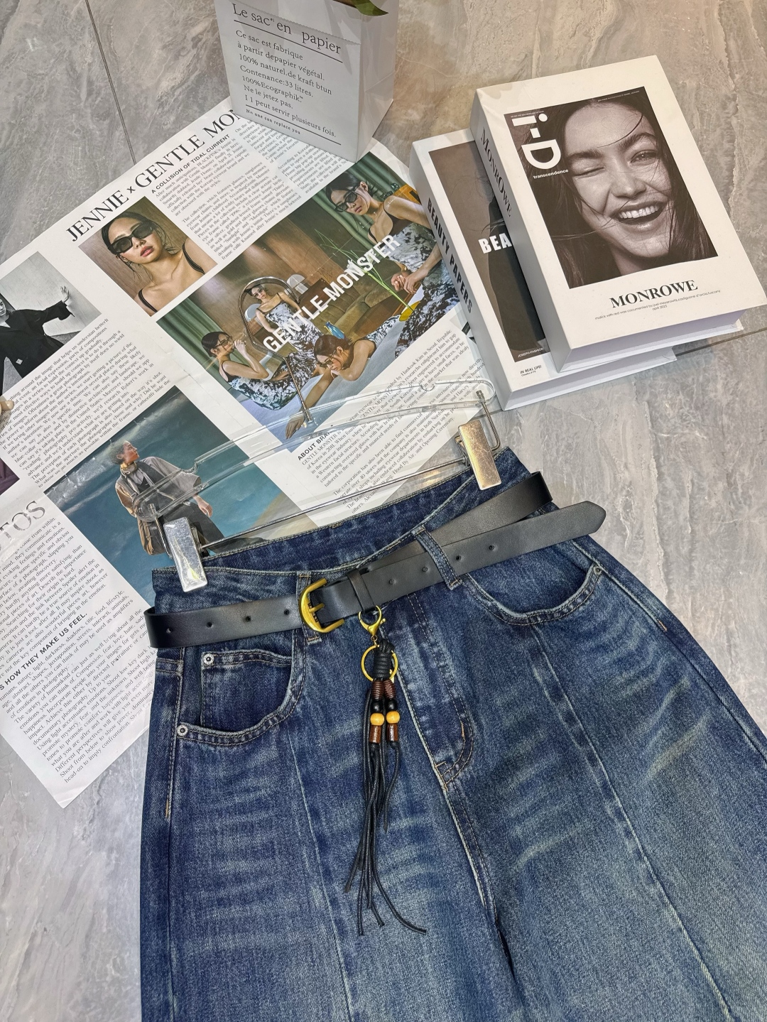 “YSL-Explosive Machete Jeans: High-Quality Women’s Suit with Unique Machete Contours and Water-Washing Effect” - 图片 8