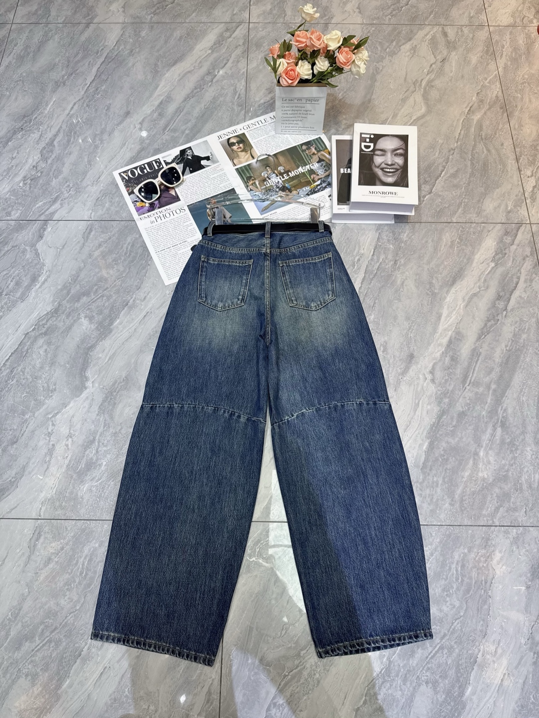 “YSL-Explosive Machete Jeans: High-Quality Women’s Suit with Unique Machete Contours and Water-Washing Effect” - 图片 9